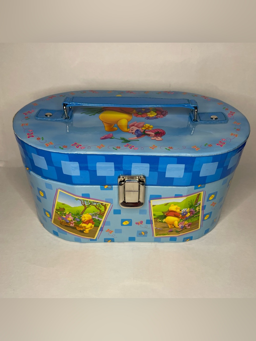 RARE VTG 1990S Winnie The Pooh Oval Jewelry Box Carrying Case Suitcase Mirror